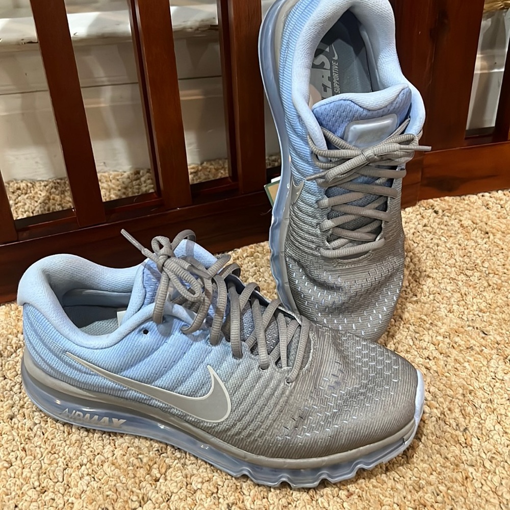 Nike Air Max EUC Womens Sz 10